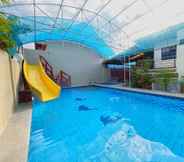 Swimming Pool 5 Weekdays Hot Spring Resort by Cocotel