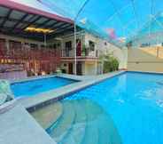 Swimming Pool 6 Weekdays Hot Spring Resort by Cocotel