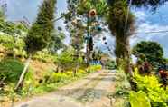 Bangunan 7 Intan Bromo Homestay