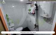 Toilet Kamar 6 Wangi Agung Homestay