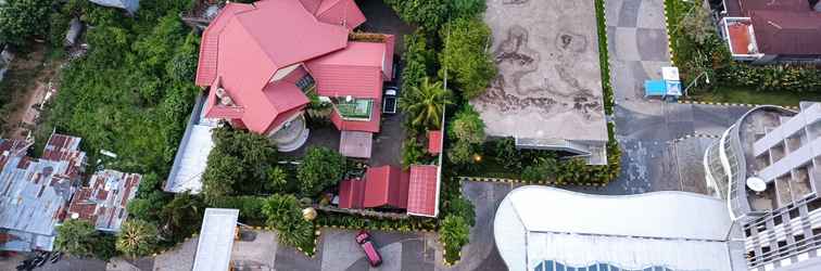 Lobi 2BR Comfortable Apartment at Vida View Makassar By Travelio