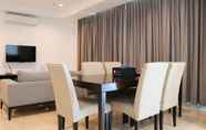 ห้องนอน 5 3BR Spacious Apartment Veranda Residence at Puri By Travelio