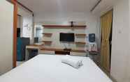 Common Space 2 Comfort Stay and Homey Studio at Green Park Yogyakarta Apartment By Travelio