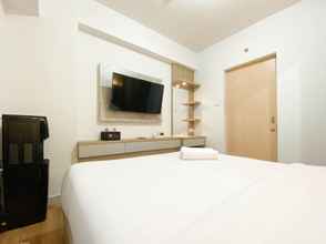 Ruang untuk Umum 4 Cozy Stay and Comfort 1BR at The Alton Apartment By Travelio