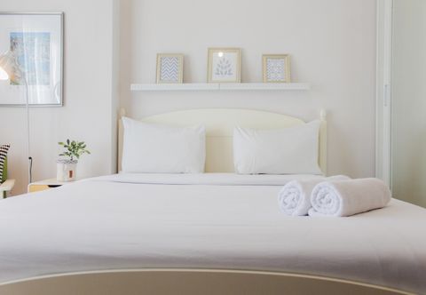 ห้องนอน Minimalist and Nice Studio Casa De Parco Apartment BSD By Travelio