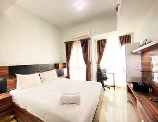 Bedroom 2 Luxurious Studio Apartment at Taman Melati Jatinangor By Travelio