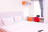 Kamar Tidur Comfy and Best Deal Studio Tamansari Mahogany Apartment By Travelio