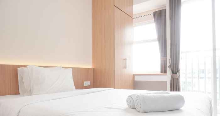 Kamar Tidur Simply and Cozy Studio at Serpong Garden Apartment By Travelio