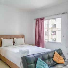 Bedroom 1 Studio Nice at Marina Ancol Apartment By Travelio, Pademangan Apartments