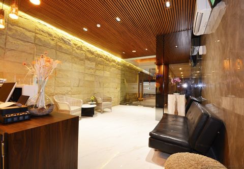 Lobby Fivecord Hotel Solo