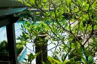 Bên ngoài Strategic and Nice 2BR at Green Pramuka City Apartment By Travelio