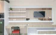 Common Space 3 Comfortable and Elegant Studio Patraland Amarta Apartment By Travelio