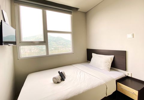 Bedroom 2BR Fancy at Skyland City Jatinangor Apartment By Travelio