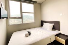 Bedroom 2BR Fancy at Skyland City Jatinangor Apartment By Travelio