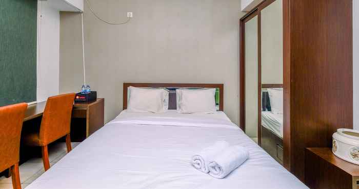 Bedroom Studio Relaxing Apartment at Margonda Residence 2 near UI By Travelio