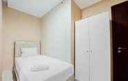 Kamar Tidur 2 Spacious and Stunning 2BR Brooklyn Alam Sutera Apartment By Travelio