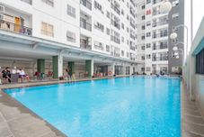 スイミングプール Studio Room Comfort at Mekarwangi Square Cibaduyut Apartment By Travelio