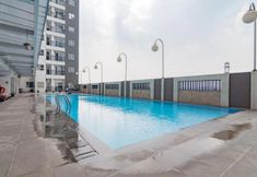 スイミングプール 6 Studio Room Comfort at Mekarwangi Square Cibaduyut Apartment By Travelio