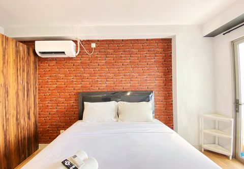 寝室 Studio Room Comfort at Mekarwangi Square Cibaduyut Apartment By Travelio