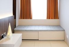 Lobby 2 Studio Luxurious with Long Golf View at Grand Sungkono Lagoon Apartment By Travelio