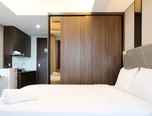 COMMON_SPACE Studio Luxurious with Long Golf View at Grand Sungkono Lagoon Apartment By Travelio