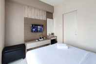 พื้นที่สาธารณะ Modern and Comfortable 1BR without Living Room at Amartha View Apartment By Travelio