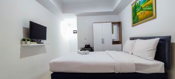 Ruang Umum 2 Well Design and Comfort Studio at Paltrow City Apartment By Travelio