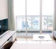 Ruang untuk Umum 3 Comfortable and Stunning 2BR at Menteng Park Apartment By Travelio