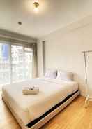 BEDROOM Stunning Studio Room Apartment at Gateway Pasteur By Travelio