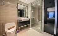 In-room Bathroom 7 Spacious Combined Studio at Warhol (W/R) Residence Apartment By Travelio