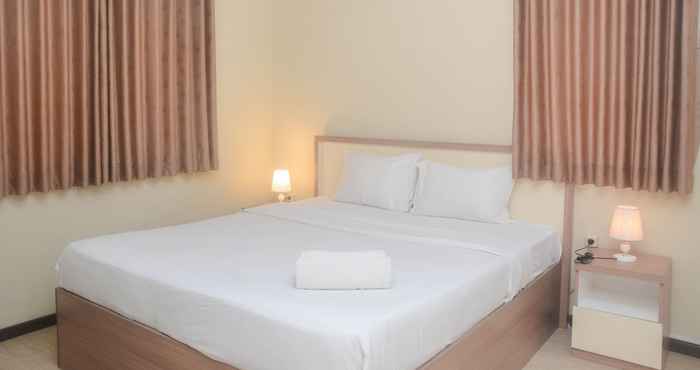 Kamar Tidur Elegant and Comfort 2BR at Grand Palace Kemayoran Apartment By Travelio