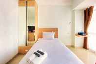 Bilik Tidur Cozy and Warm Studio at Taman Melati Jatinangor Apartment By Travelio