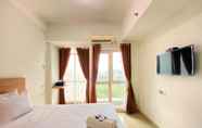 Ruang Umum 2 Cozy and Warm Studio at Taman Melati Jatinangor Apartment By Travelio