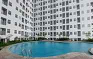 Kolam Renang 6 Luxurious 2BR Apartment at Serpong Garden By Travelio