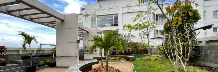 Lobby Best Choice 1BR at Parahyangan Residence Apartment By Travelio