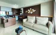 Ruang Umum 3 Luxury 2BR at Tamansari La Grande Apartment By Travelio