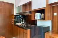 Ruang untuk Umum Comfort and Modern Studio Apartment at Capitol Park Residence By Travelio