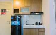 Ruang Umum 5 Good Deal and Comfy 2BR at M-Town Residence Apartment By Travelio