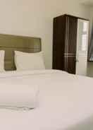 BEDROOM Studio Apartment with Comfortable Design at Serpong Garden By Travelio