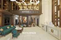 Lobby Reyna Luxury Hotel