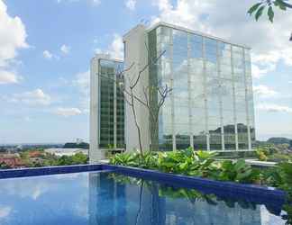 Hồ bơi 2 APARTEMENT MATARAM CITY YOGYAKARTA