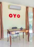 LOBBY OYO 90579 U Inn