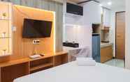 Bilik Tidur 3 Comfort Stay Studio at Vida View Makassar Apartment By Travelio