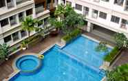 Tempat Tarikan Berdekatan 7 Comfy and Best Studio Apartment at Gateway Park LRT City By Travelio