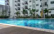 Swimming Pool 7 Cozy and Warm Studio at 8th Floor Signature Park Grande Apartment By Travelio