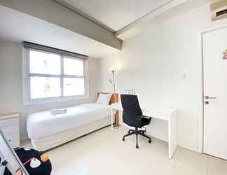 Bedroom 2 Pleasant and Restful 2BR at Apartment at Parahyangan Residence By Travelio