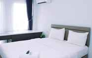 Kamar Tidur 2 Well Design and Simply Studio at Patraland Urbano Apartment By Travelio