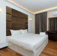 Kamar Tidur 5 Calinton Hotel