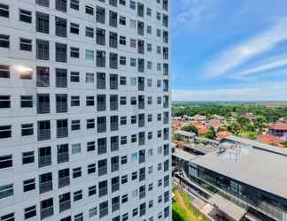 Bangunan 2 Simply Look and Nice Studio Serpong Garden Apartment By Travelio