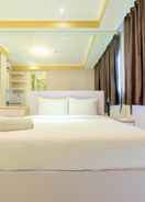 BEDROOM Comfy Spacious Studio Signature Park Grande By Travelio